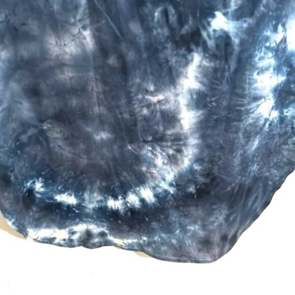 Sleeveless Blue Tie-Dye Hooded Dress With Back Cutout Detail - Picture 6 of 9